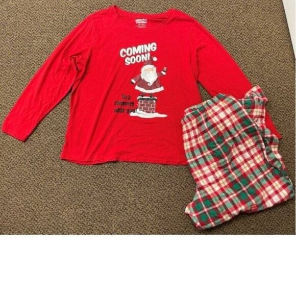 Womens Pajamas Christmas Santa Coming Soon Red Plaid 2 pc Plus Top Pants-sz 2X - Picture 1 of 6